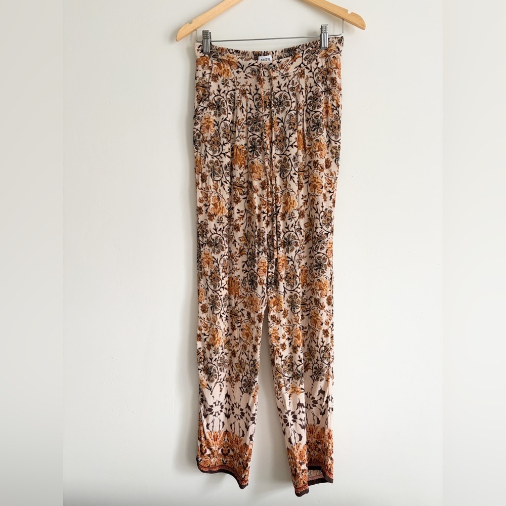 Suzy Shier Boho Floral Print Vacation Pants - Size Small - Picture 2 of 6